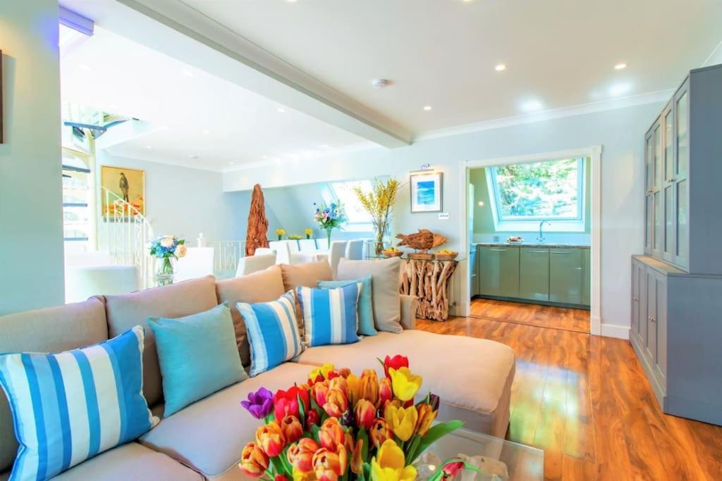 The Luxury Beach Property - Oceanbreeze Sandgate Kültér fotó